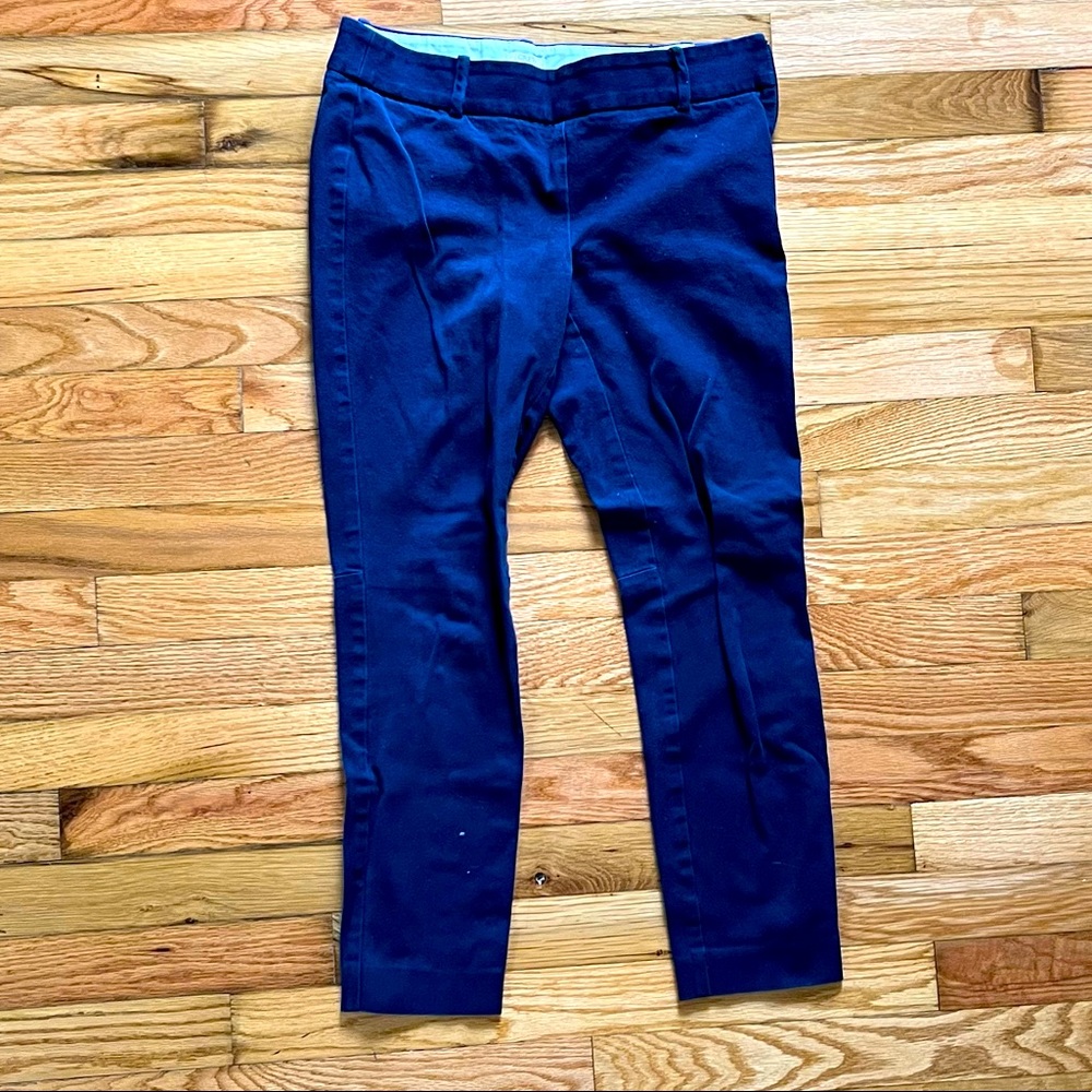 J Crew Women’s slim cropped Ruby pant - Navy (Size 2)
